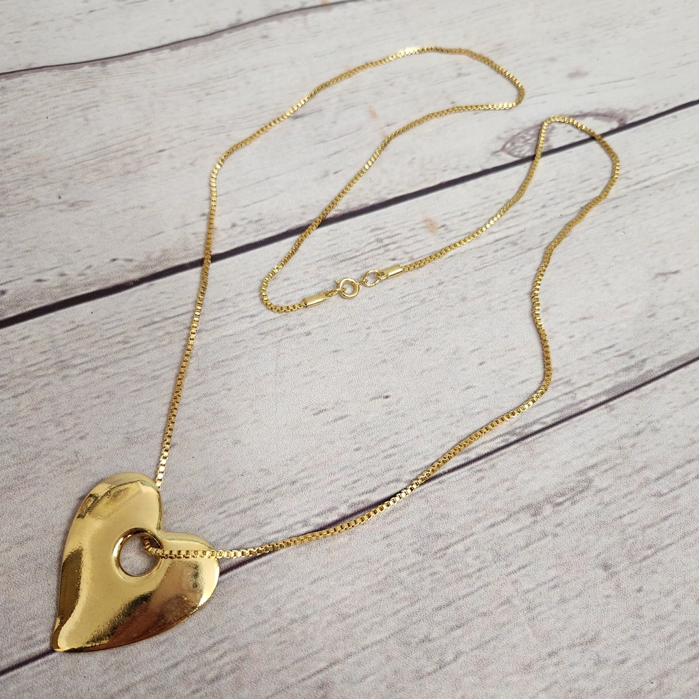 Gold Heart Pendant Necklace - Women Jewelry